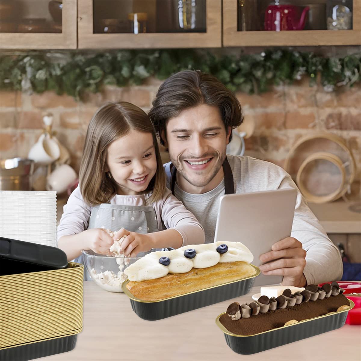 50 mini moldes para tartas con tapas y cucharas, 6.75 onzas, rectangulares de papel de aluminio para hornear, mini moldes para pasteles, resistentes al calor, recipientes estrechos de aluminio para