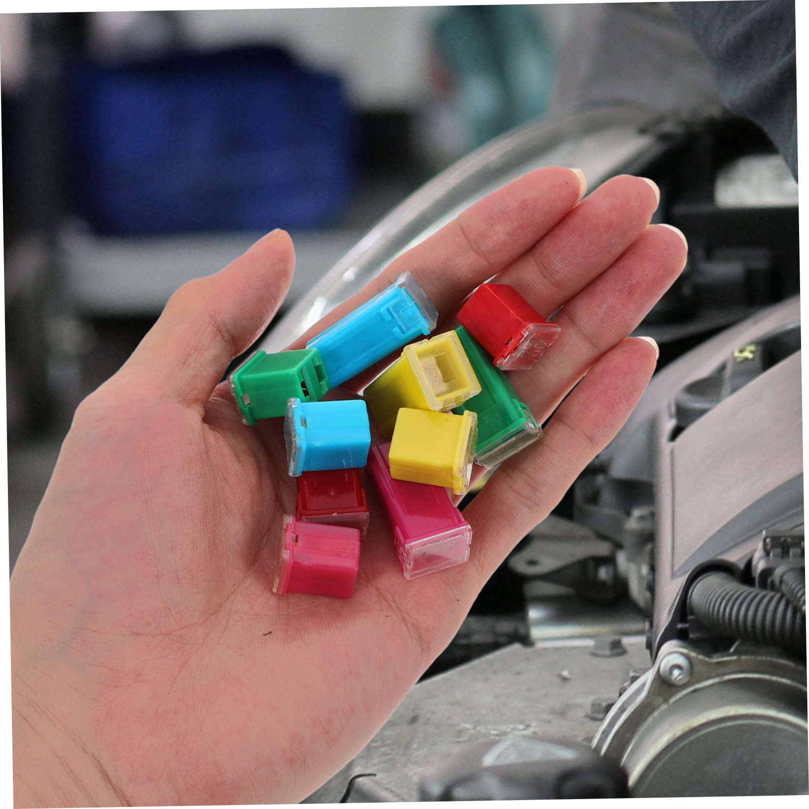 Gatuida 100pièces Kit De Fusibles Automobiles Avec Boîte Assortiment Pratique Pour Remplacement Facile Et Sécurisé Des Systèmes Électriques De Véhicule