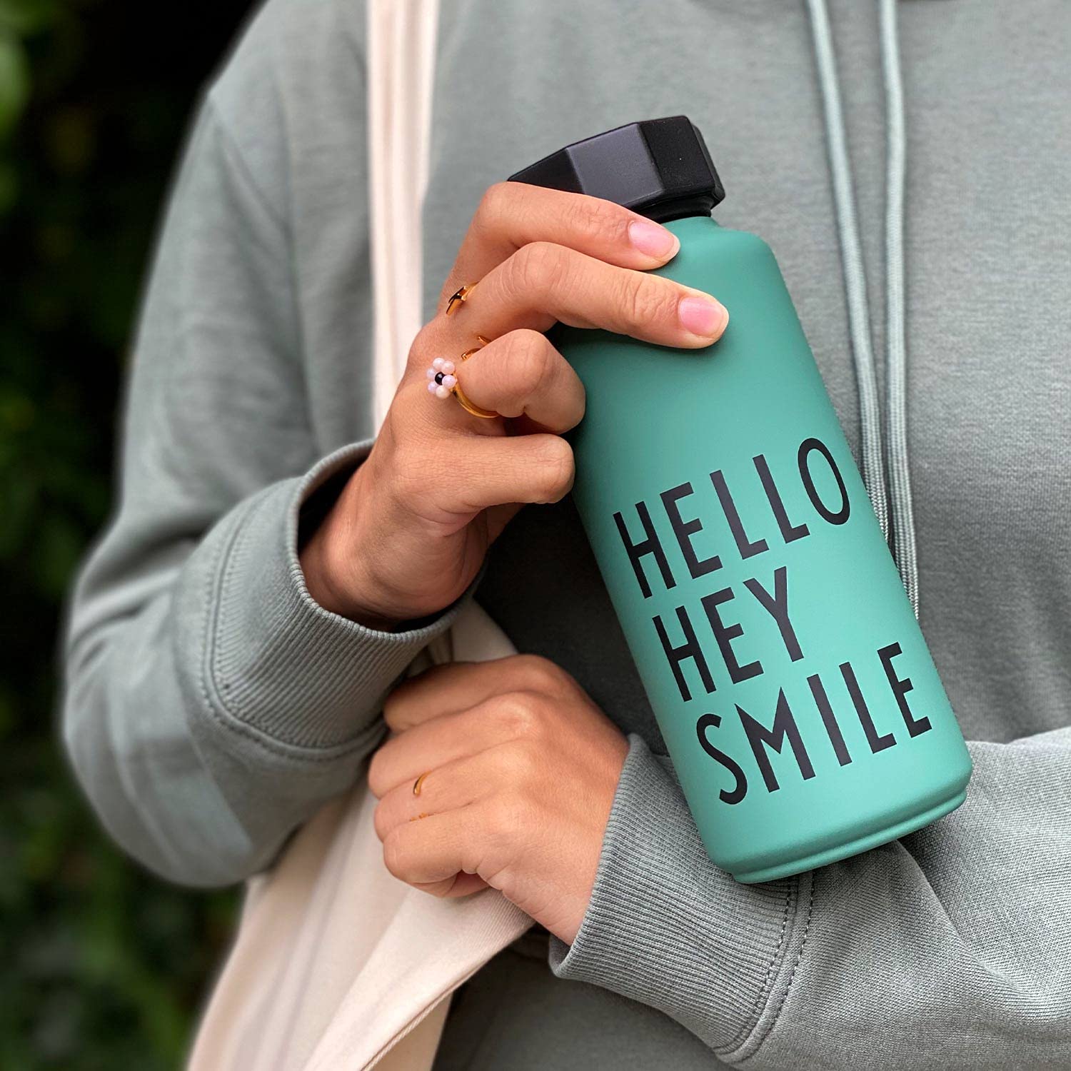 Design Letters Thermosflasche 500 Ml | Weihnachtsgeschenke Kleinigkeiten, Weihnachtsgeschenke für Frauen & Weihnachtsgeschenke für Männer | Thermoskanne | Isolierflasche Edelstahl 12h heiß 24h kalt