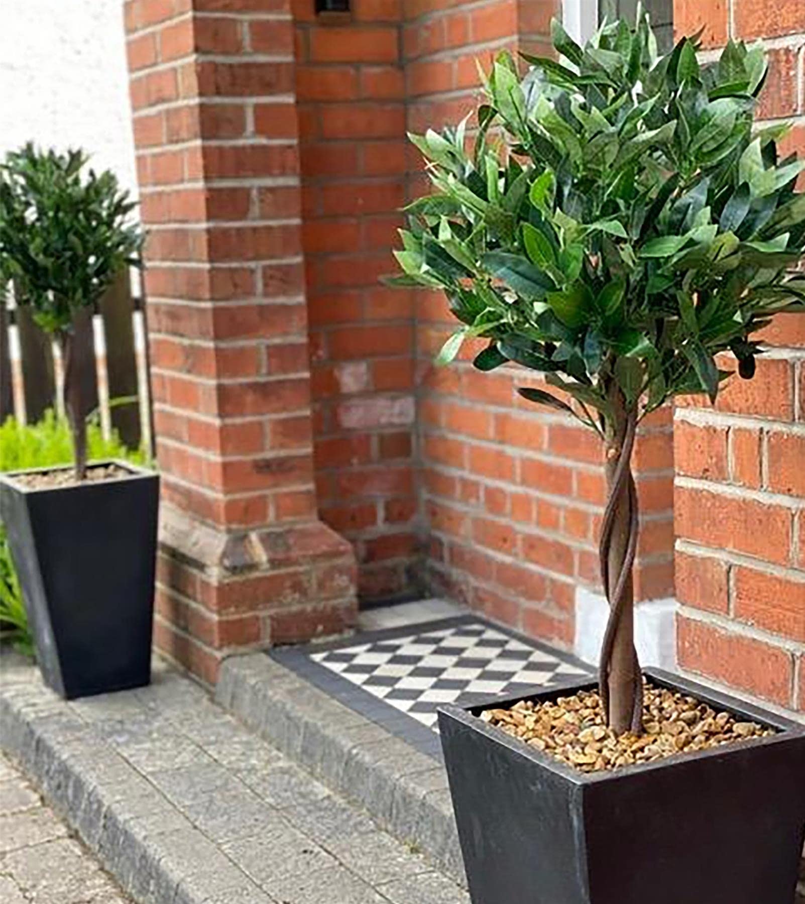 Leaf Pair Of 120Cm (4Ft) Twist Natural Artificial Topiary Bay Laurel Ball Trees from B&Q