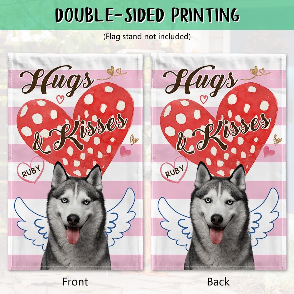 El Riego Lata Vierte Multicolor Corazones. Un Ducha De Amor. Felicidades En San Valentín Día Y