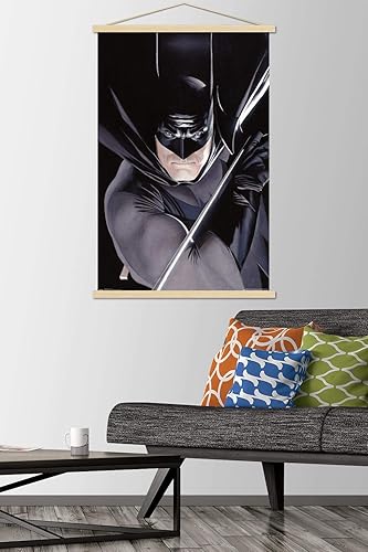 Miniatura 54 de Trends International DC Comics Batman - Póster de pared de retrato, 14.725 x 22.375 pulgadas, versión enmarcada en negro Versión con marco negro