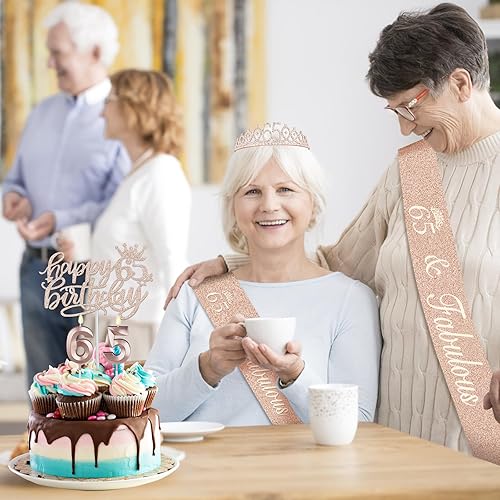 Miniatura 81 de Decoraciones de cumpleaños número 17 para niña, incluyendo tiara y banda de cumpleaños de 17, decoración para pastel y velas, globos de números