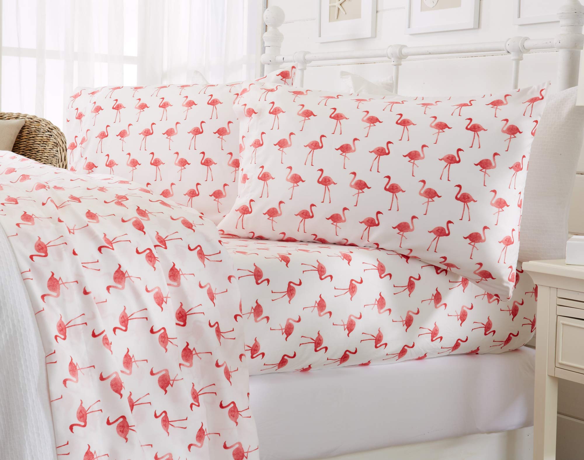 Great Bay Home 3-Piece Twin Coastal Microfiber Sheet Set | Nautical-Printed, Ultra-Soft Sheets | Wrinkle & Fade Resistant Beach-Themed Prints & Patterns Bedding Sheets & Pillowcases. (Twin, Flamingo)