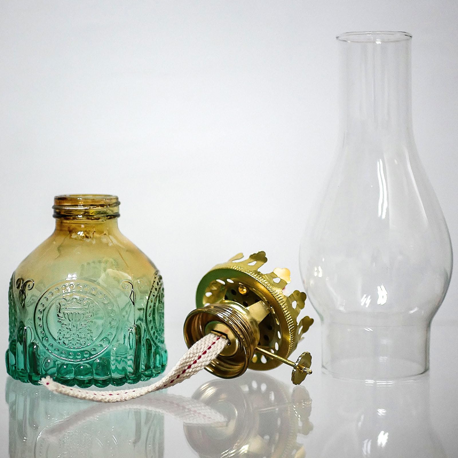 装飾的な緑色ガラスオイルランプ 装飾的な緑色ガラスオイルランプ