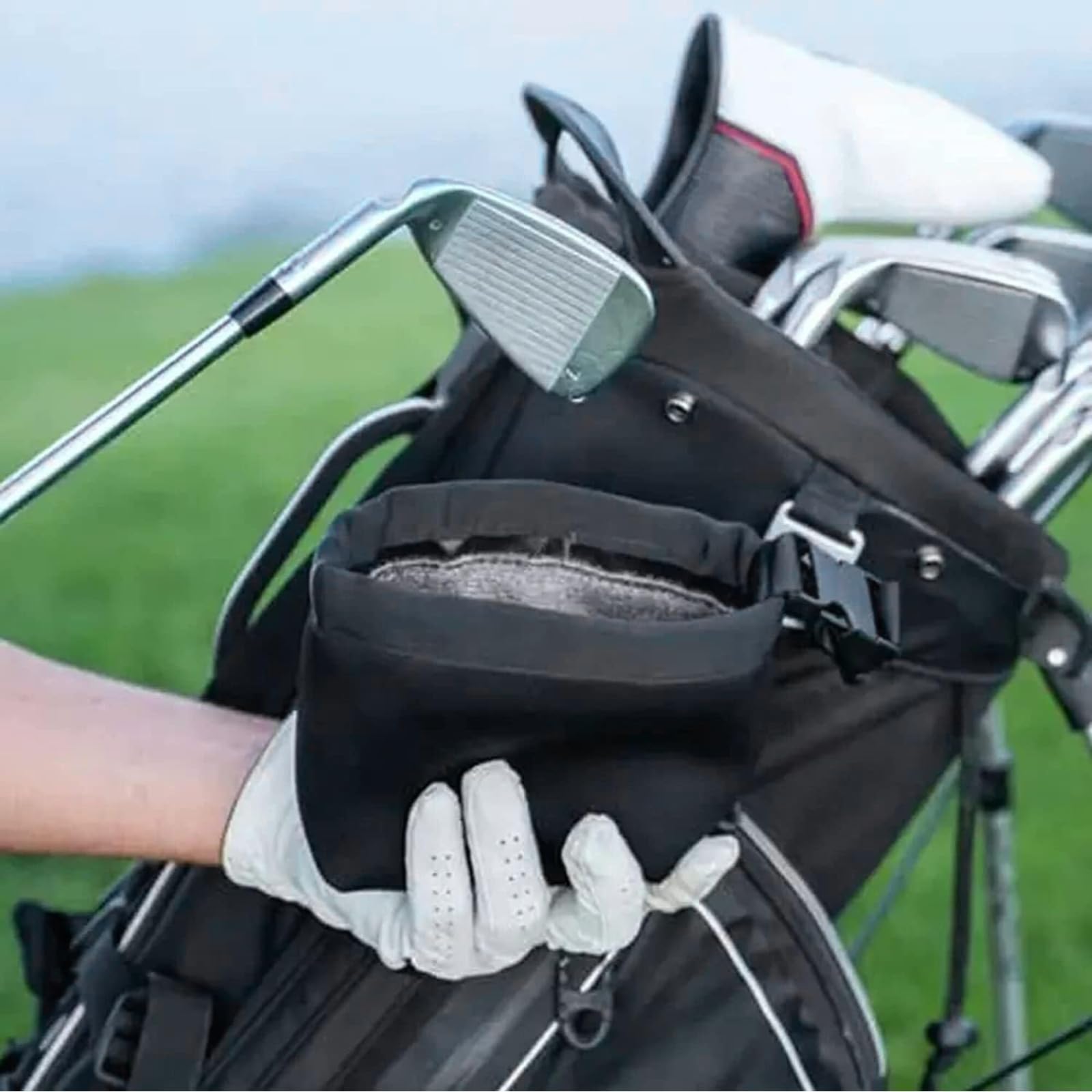 SUBORAWOS Golf Club and Golf Ball Cleaning Bag, Waterproof Liner Detachable Clip, Machine Washable, Golf Accessory Cleaning Bag (Grey) - Image 4