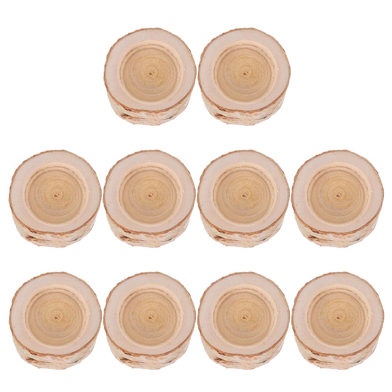 Bougeoirs en bois beige haut de gamme pour une décoration intérieure élégante