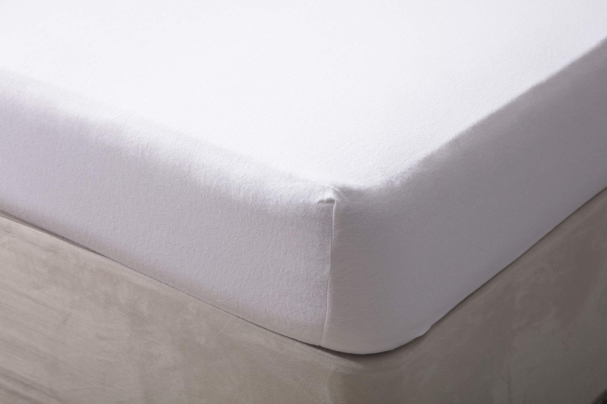 Belledorm 100% Brushed Cotton - Fitted Sheet - 12" Box (White, Super King)
