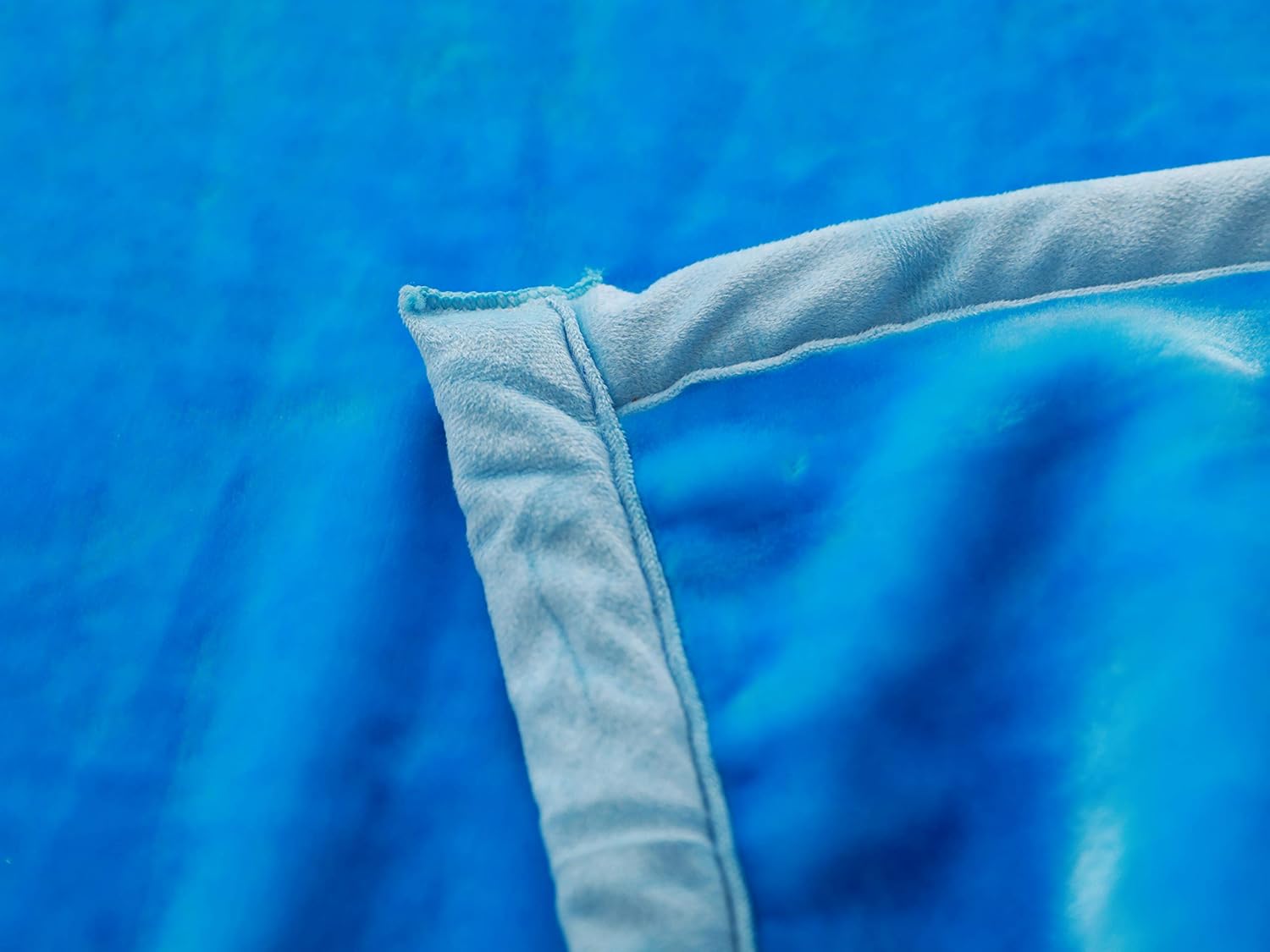 5.3 lbs Dolphin Blanket Queen Size Heavy Thick Warm New Year Gifts for Family and Friends - Korean Mink Blanket (75" x 90"), San Marcos Mexican Blankets