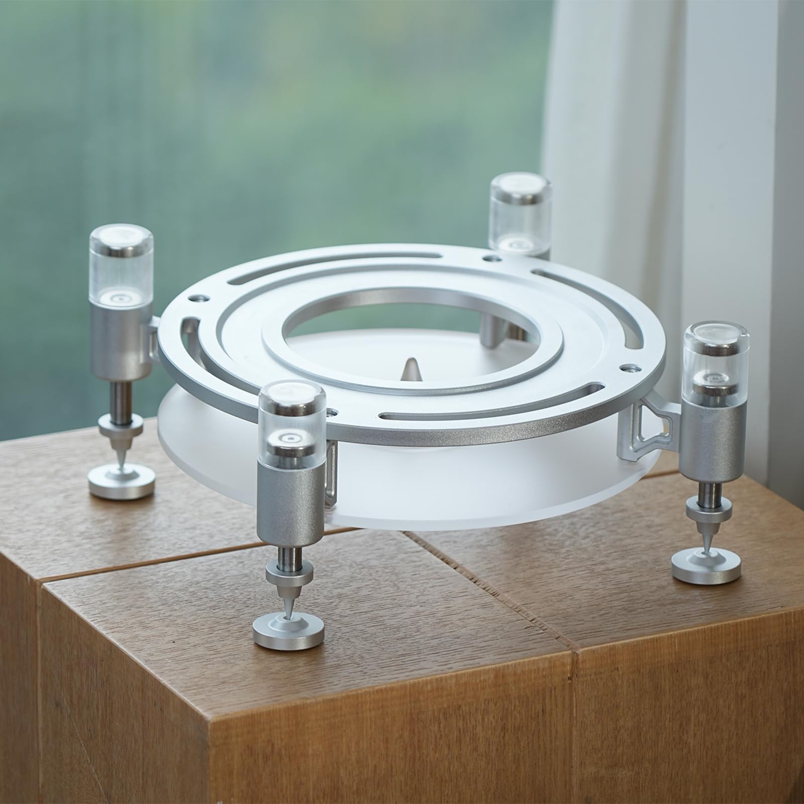 Supporto per altoparlante, supporto da scrivania per subwoofer, design di posizionamento magnetico per grandi altoparlanti surround, fibbia decorativa a spacco