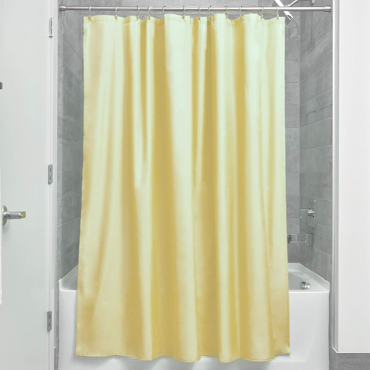 InterDesign Cortina de ducha de tela, repelente al agua y con forro resistente al moho y los hongos para el baño principal, de invitados, de niños, de dormitorio universitario, 72" x 72" - Amarillo