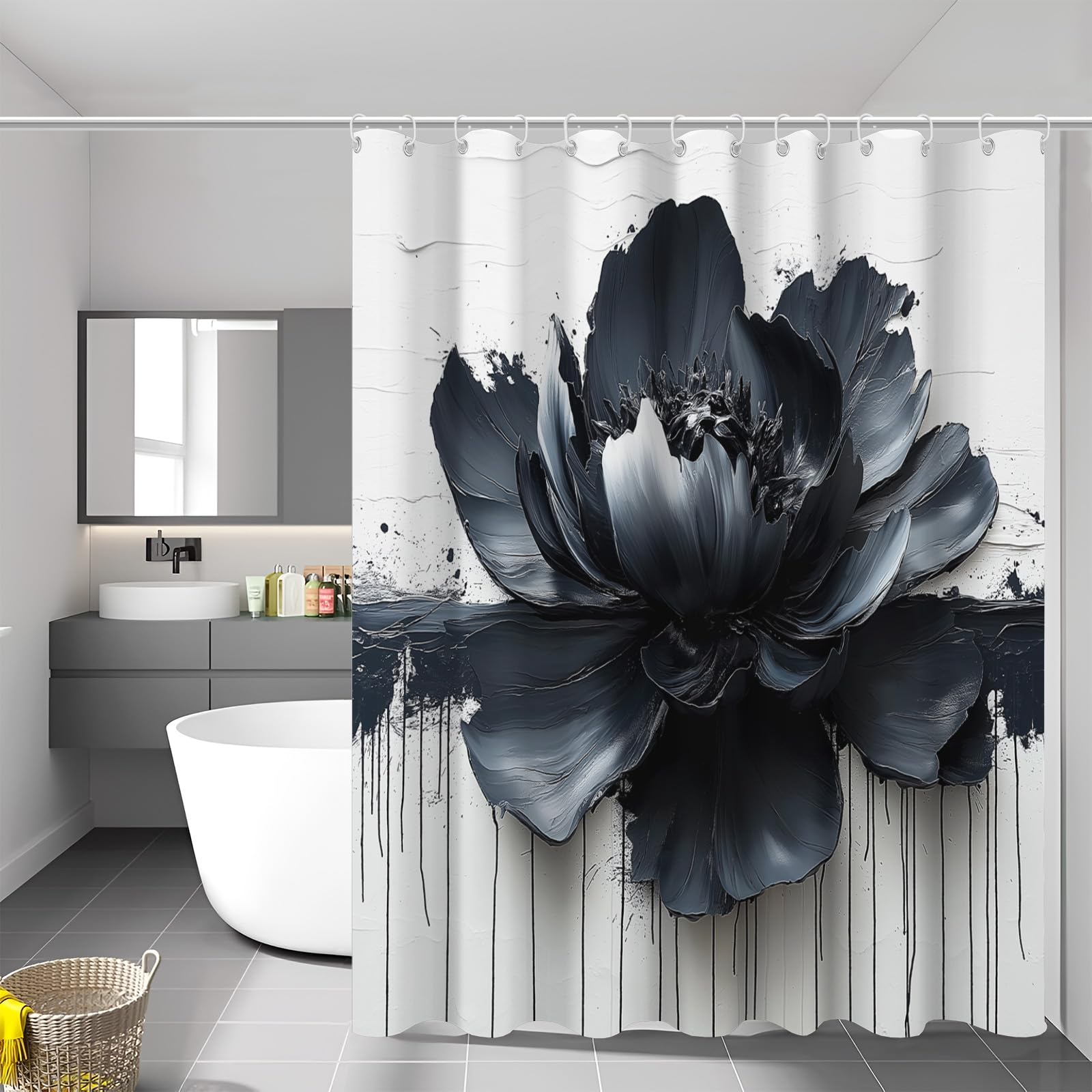 Rideau douche fleur noire abstraite pour créer une ambiance spa moderne et relaxante