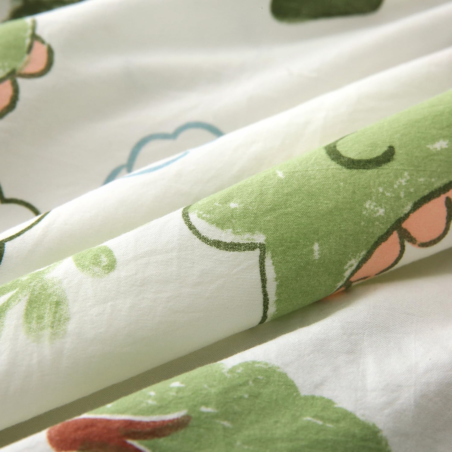 Wajade Kids Dinosaurs Comforter Set Bed in A Bag Full Size 7 Piece Cute Green Dinosaur Jungle Bedding Set for Girls Boys (1 Comforter, 1 Flat Sheet, 1 Fitted Sheet, 2 Pillowcase and 2 Pillow Sham) - Image 6