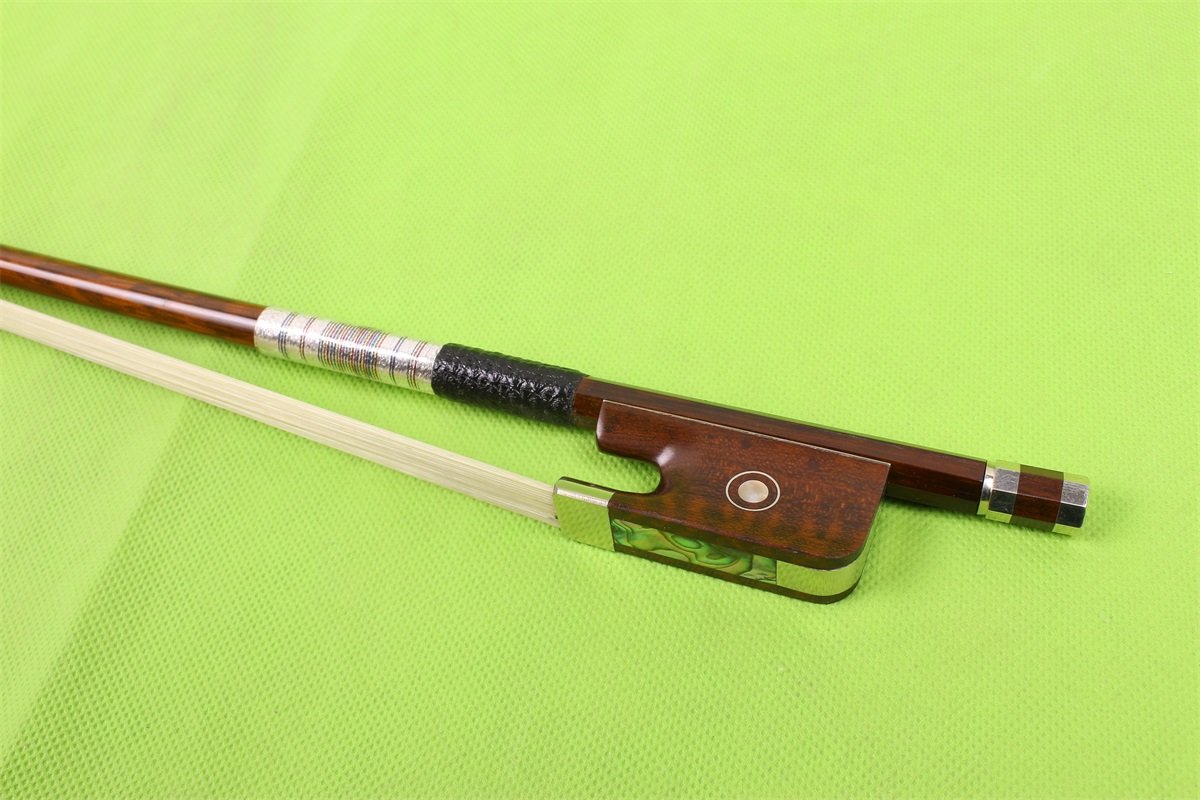 Yinfente Arco de violonchelo 4/4 de madera de serpiente, ojo de París, tamaño completo, bien equilibrado, piezas de violonchelo (plateado)