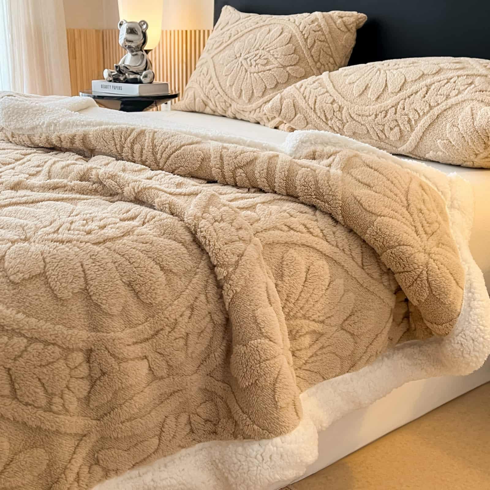 Chickwin Manta Suave Franela, Manta Sherpa Cama 90 105 135 150 160, 7 TOG Sobrecama Felpa Invierno Cálida Microfibra Reversible para Sofa Sillón y Sala de Estar (Color Camello,200x230cm)