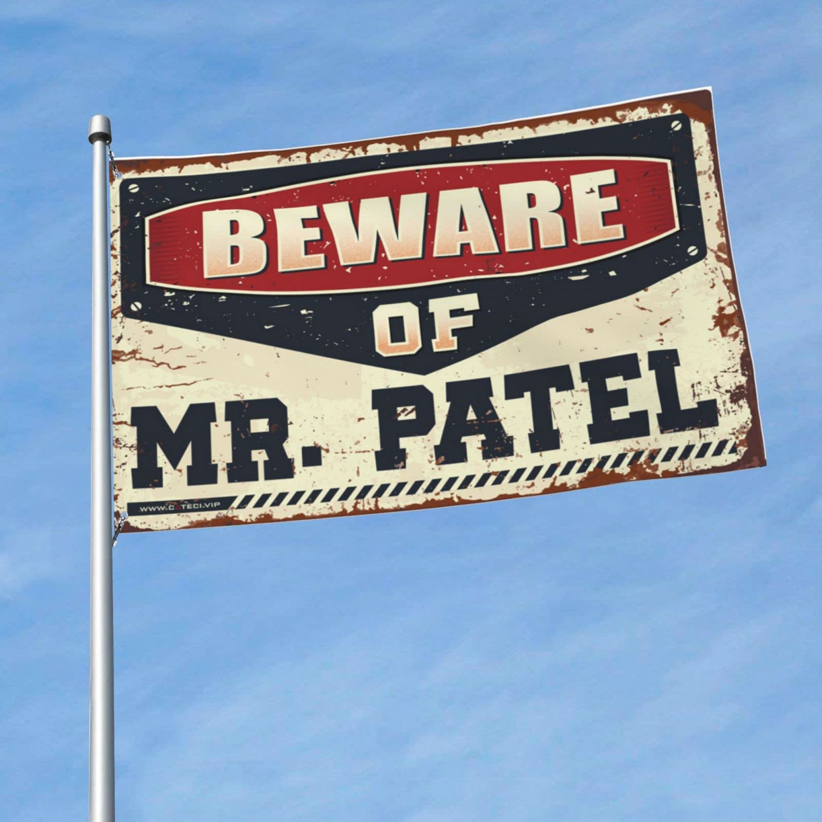 Drapeau Méfiez-vous de M. Patel pour décoration de garage et man cave - 6