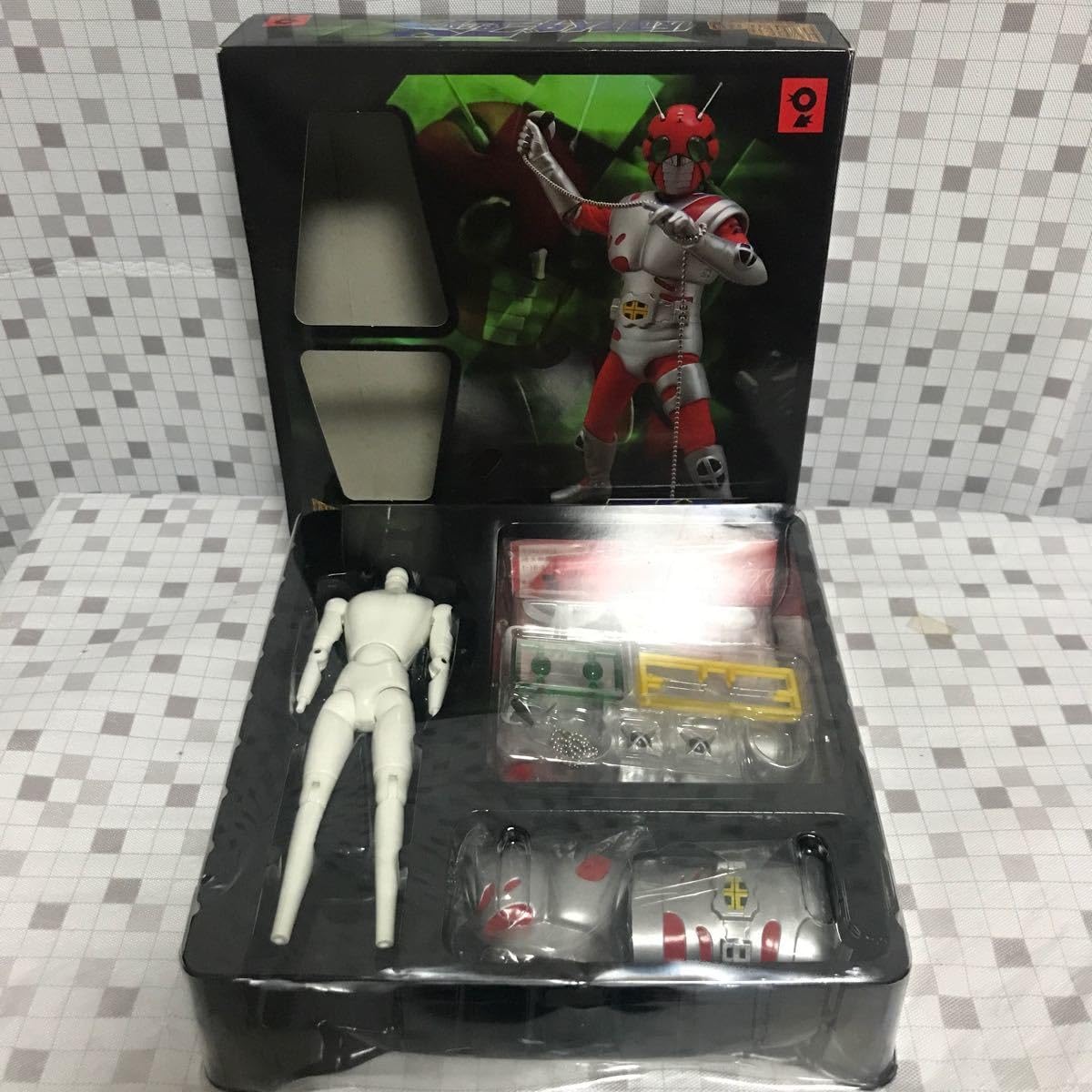 Amazon | nroo オオツカ企画 ハイパーヒーロー リアルアクションドール
