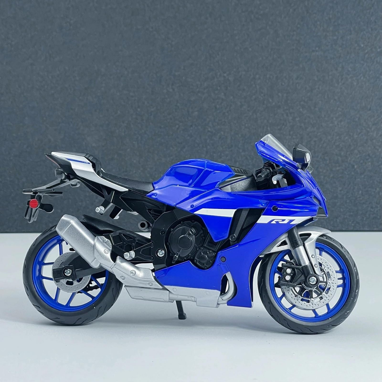 Modello di moto Modellino Di Moto Da Cross In Scala 1/12, Auto Giocattolo Collezione, Regalo, Produzione Statica Tramite Pressofusione Per Yamaha YZF-R1(Blue)