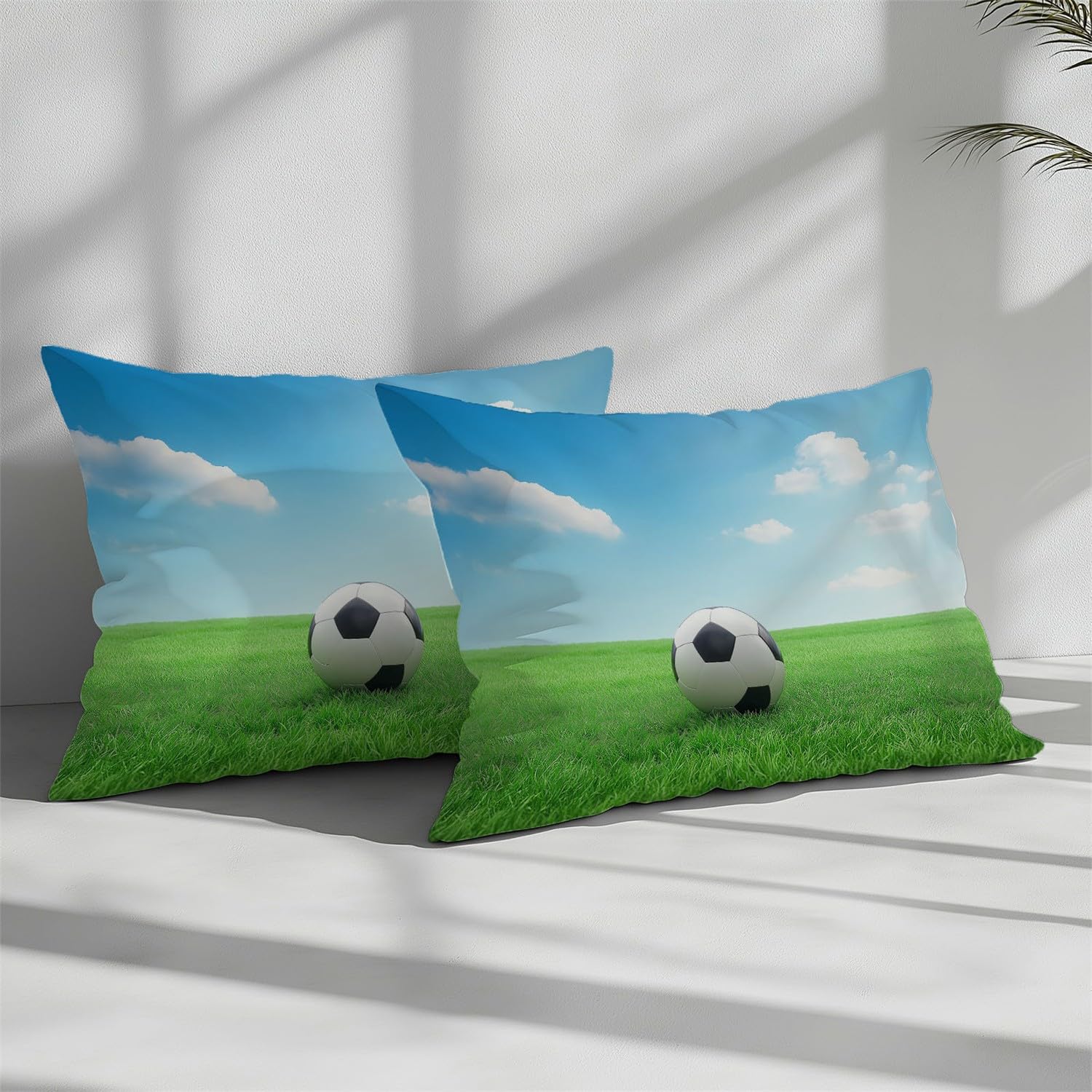 3-częściowy komplet pościeli 180 x 200 cm, sportowa pościel z nadrukiem piłki nożnej, trawy, 100% mikrofibry, miękka, dla dzieci, chłopców i dorosłych, zestaw pościeli z 2 poszewkami na poduszki,