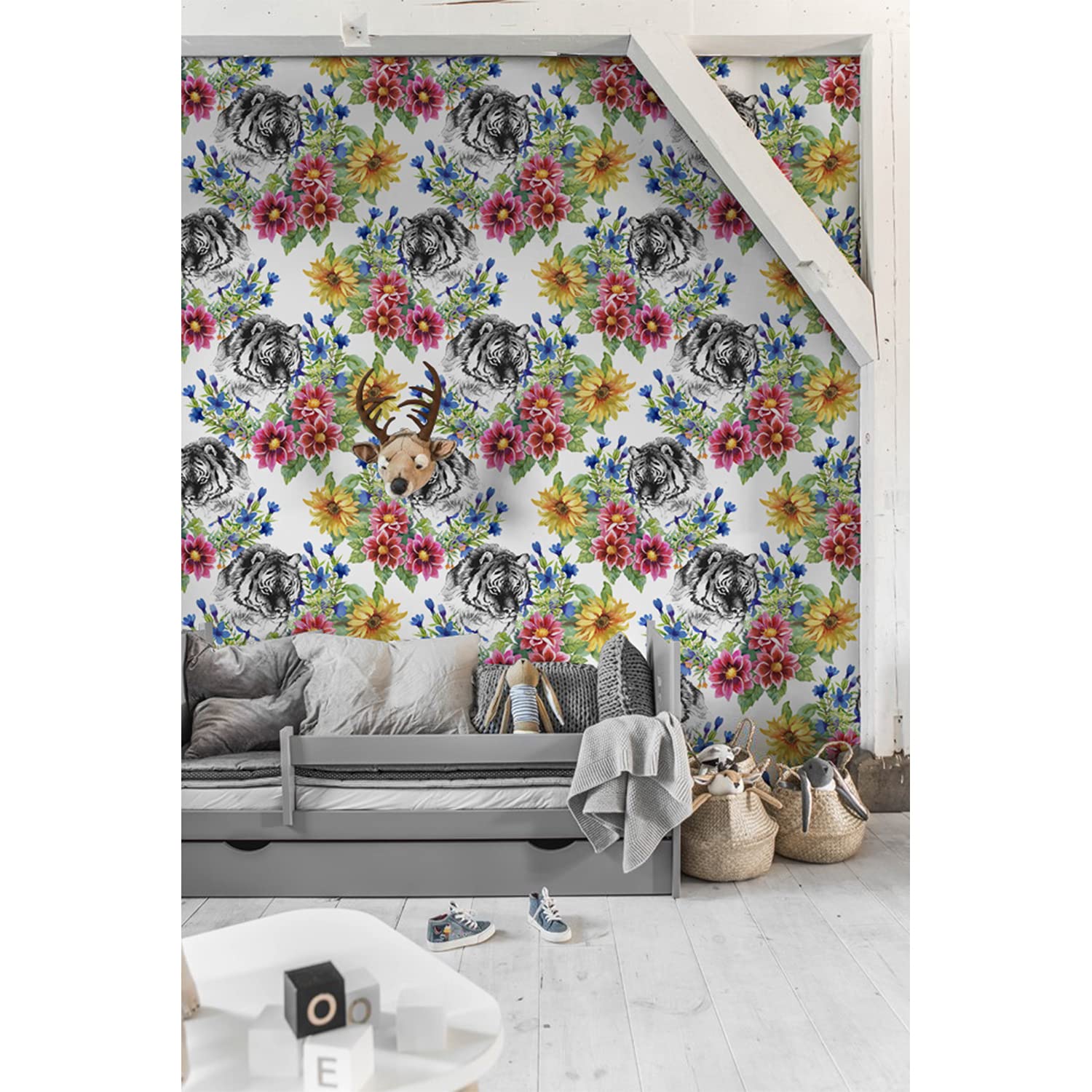 Papier peint intissé tigre parmi la nature Coloray 104x70cm pour mur et meuble