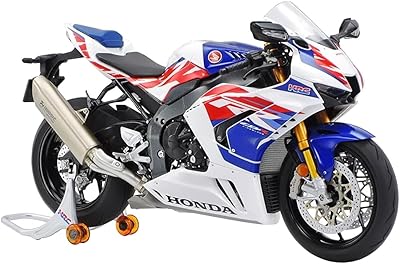CBR1000RR-Rの新車価格は高い？乗り出し300万でも「コスパ最強」な理由と在庫事情