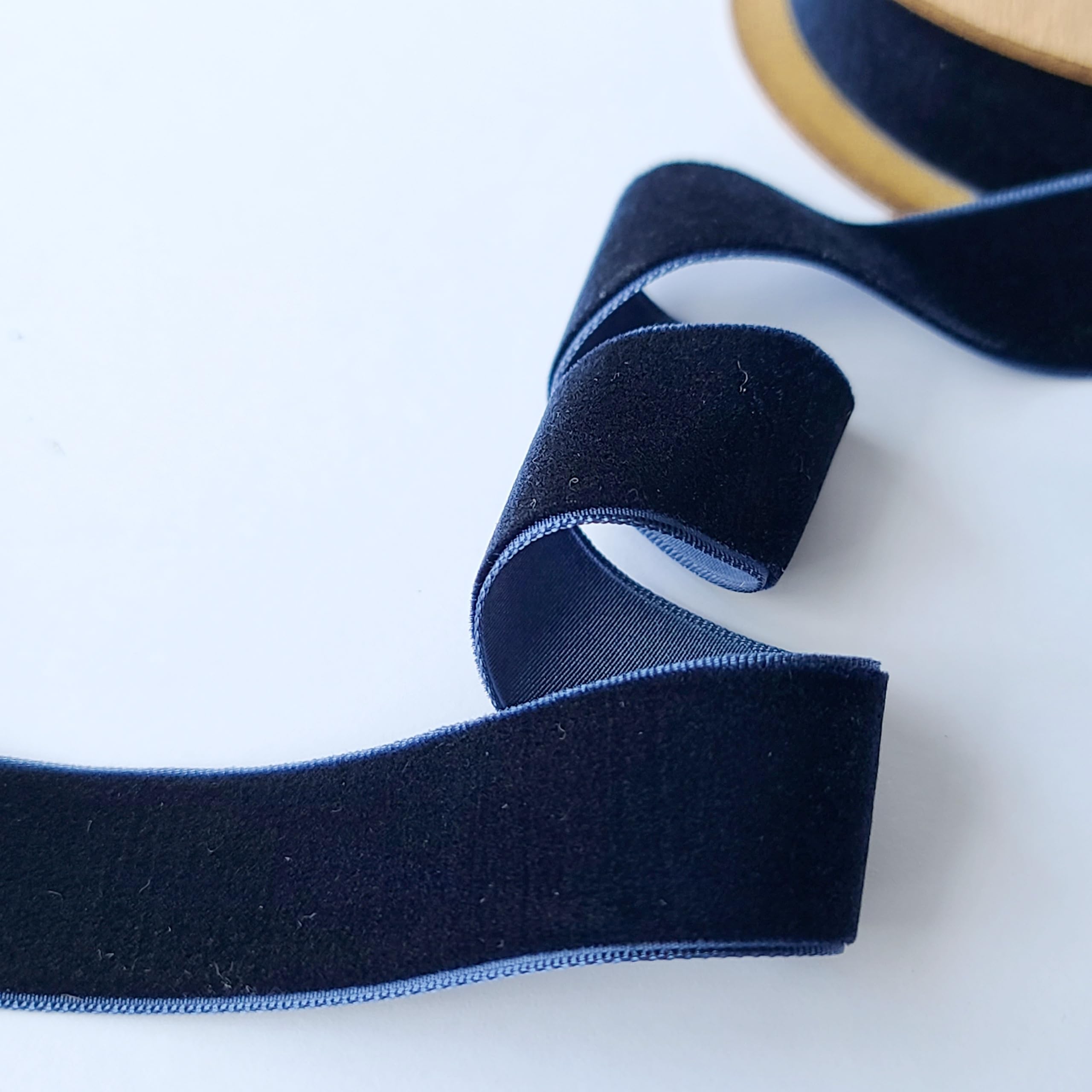 25mm Wide Navy Velvet Ribbon 10 Metre Length – Soft Plush Craft Trim for Gift Wrapping, Sewing & DIY Decorations – 14 Colours — image 1