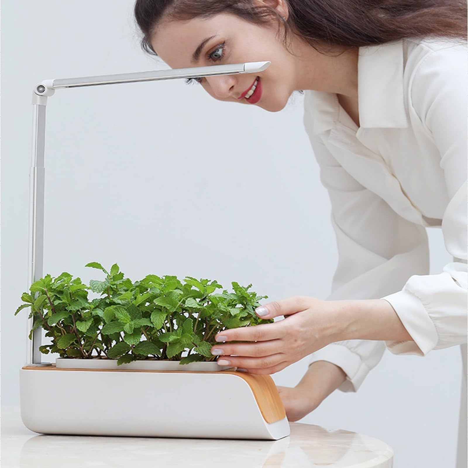 Smart Indoor Hydroponic Garden con spettro regolabile LED e irrigazione automatica per la coltivazione di piante domestiche in lega di alluminio fioriera idroponica