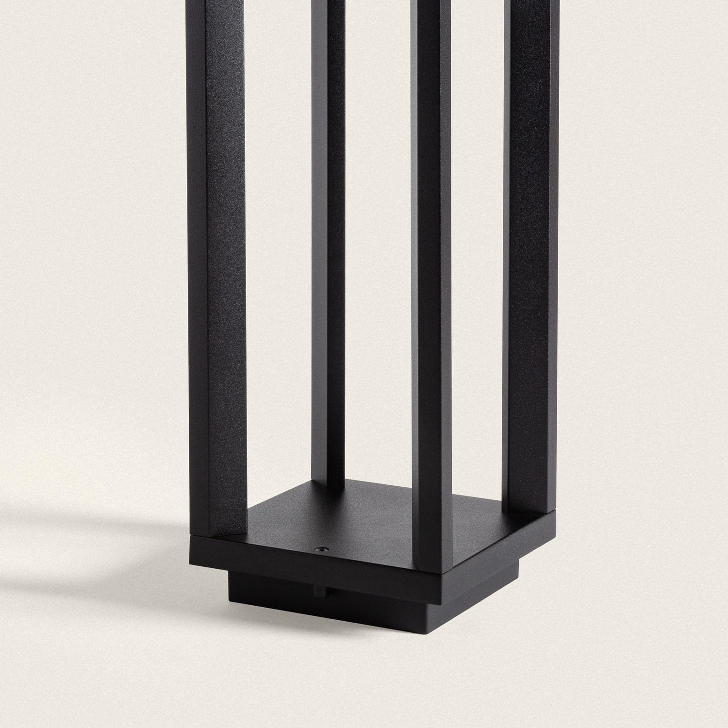 LEDKIA LIGHTING Baliza de Pie Exterior 60cm Aluminio Trenol Negro E27