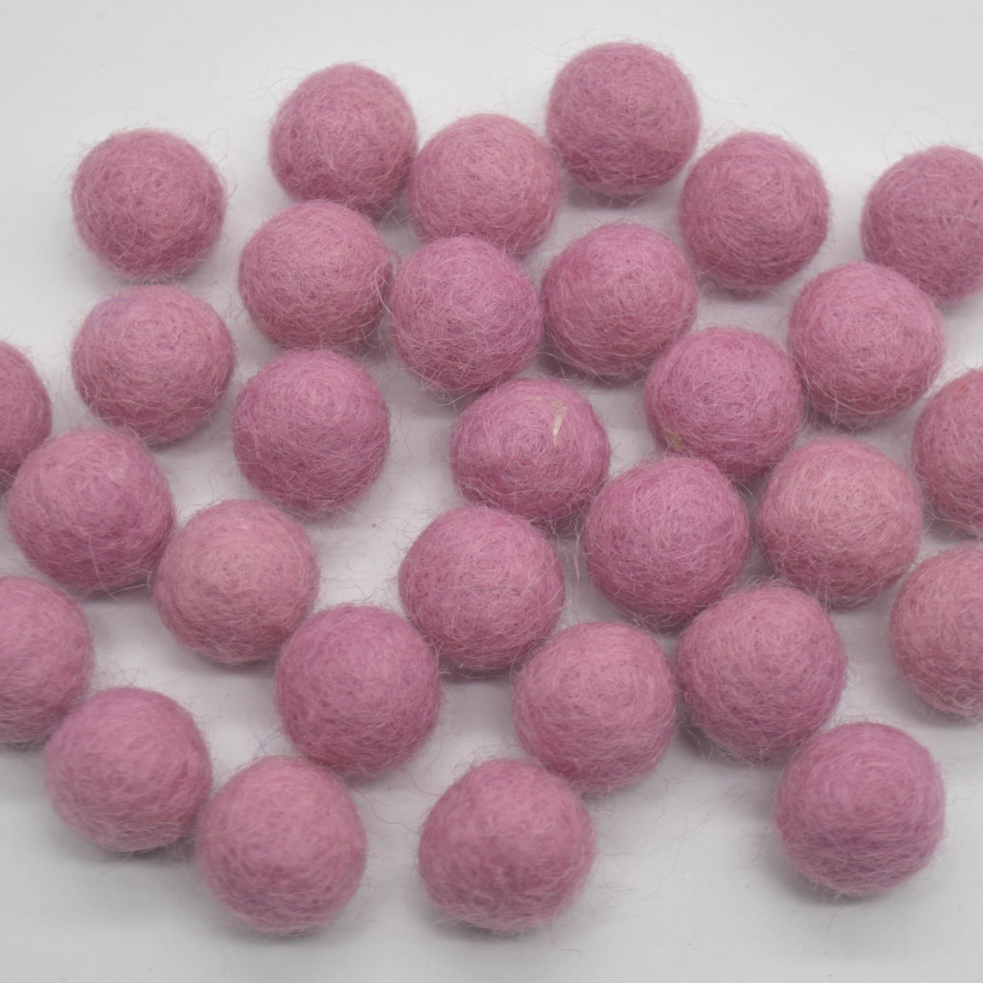 Oriental Direct based in West Yorkshire 100% Wool Felt Balls - 1.5cm - 25 Felt Balls - Coral Pink