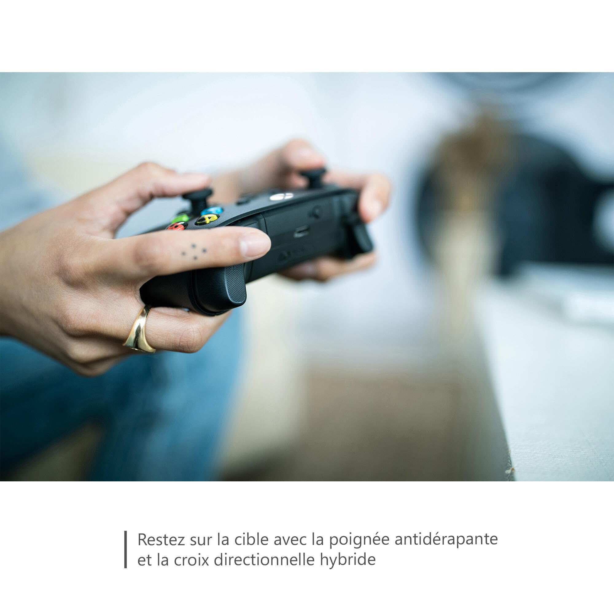 Xbox Manette sans Fil - Carbon Black Pour Xbox Series X, Series S, One, Windows 10 & 11, Android et iOS