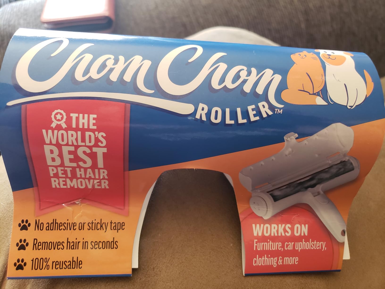 ChomChom Roller Pet Hair Remover and Reusable Lint Roller - Cat and Dog Hair Remover for Furniture, Couch, Carpet, Clothing and Bedding - Portable, Multi-Surface Fur Removal Tool (White) photo review