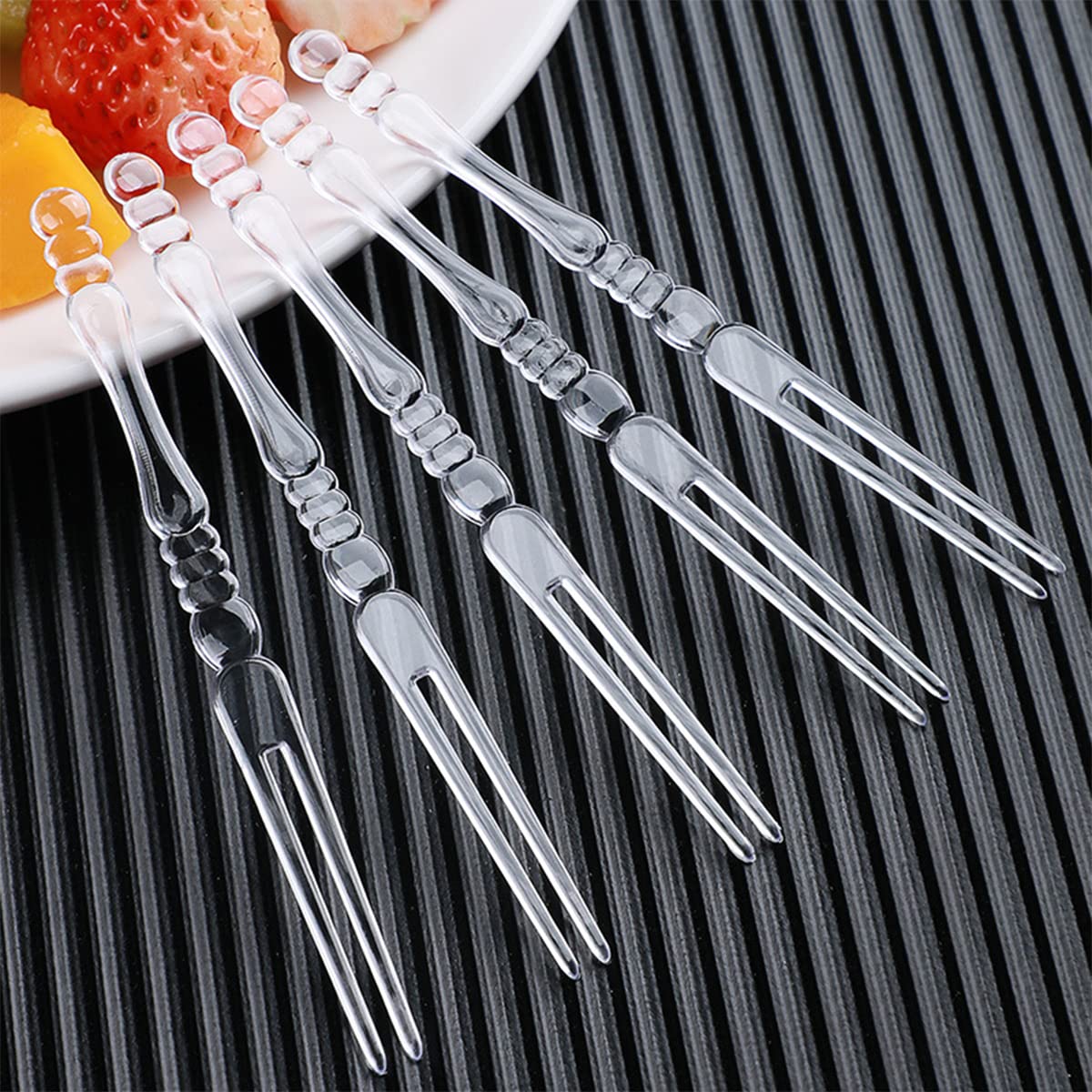 Ouliget Disposable Clear Plastic Fruit Forks,Mini Cake Forks,Tasting Appetizer Forks, Dessert Forks Party Supplies,4 Inches,80 Pieces. — Amazon image 4