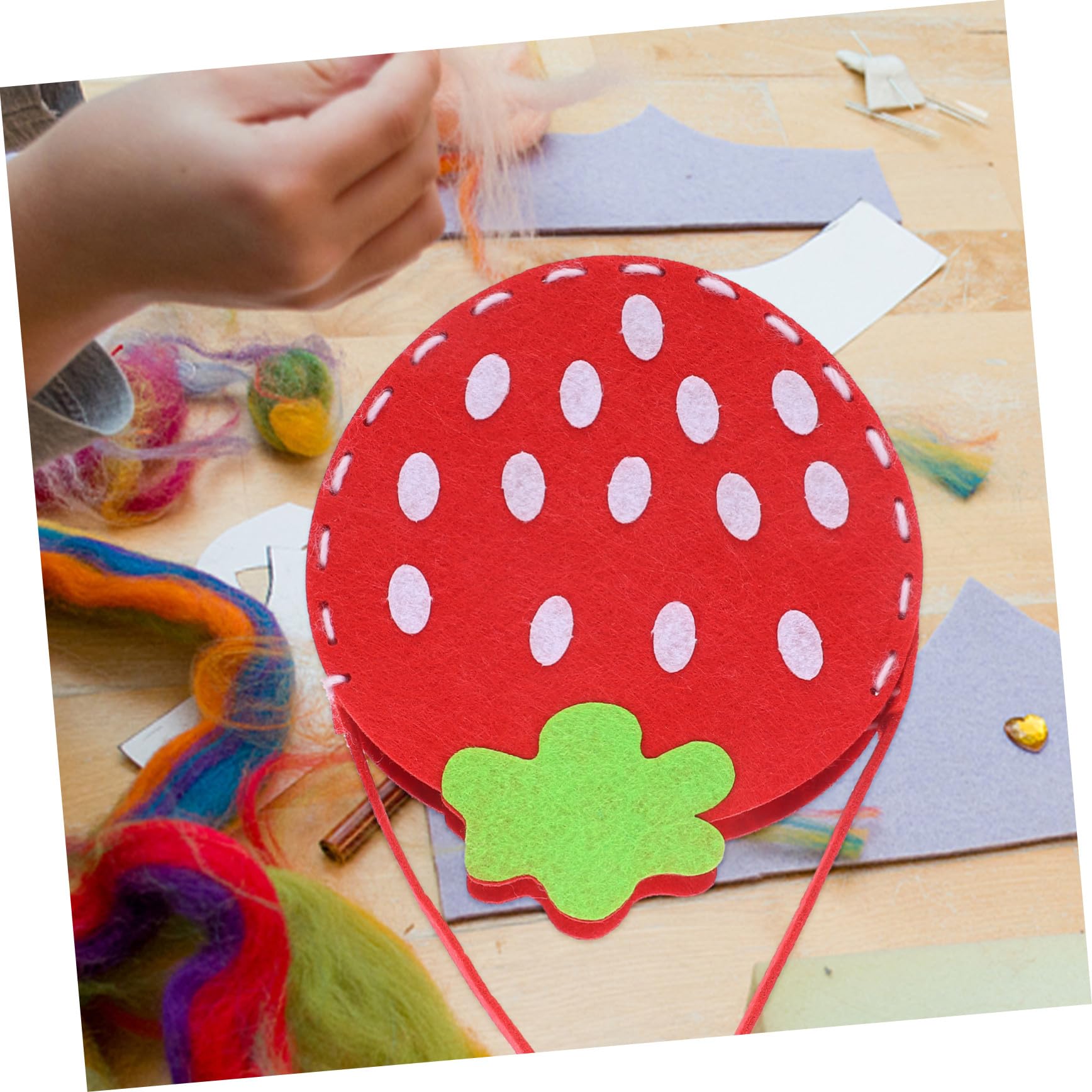 Uonlytech 5 set Kit Cucito Borse in Non Ecologico DIY Borsa Te con Motivi Colorati e Sicuri Attività Manuale per Ragazzi e Ragazze Facile e Divertente per Imparare Cucire