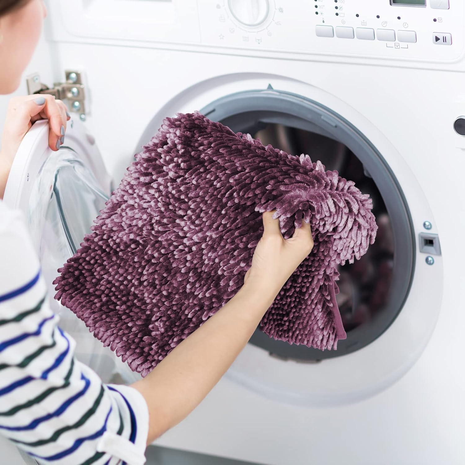 Yimobra Chenille Non-Slip Bathroom Rug, Shag Mat, Machine Washable Bath Mats with Water Absorbent, Soft, Bath Rugs Mats, 31.5 x 19.8 Inches, Gary Purple