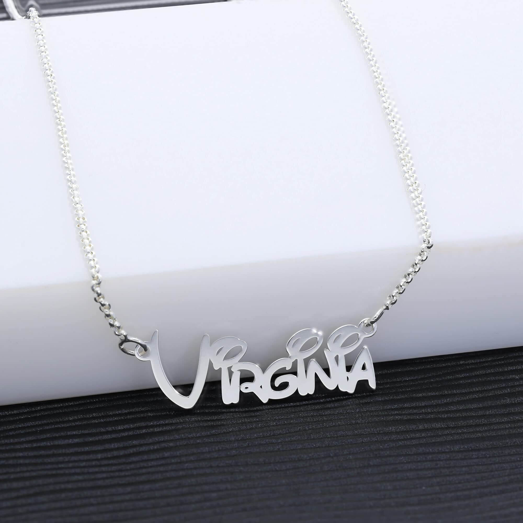 Colgante Personalizado con Nombre - Plata de Ley 925/1000 para Mujer – Collar Artesanal con Cadena Ajustable - Hecho en España (Modelo Funny, Plata de Ley)