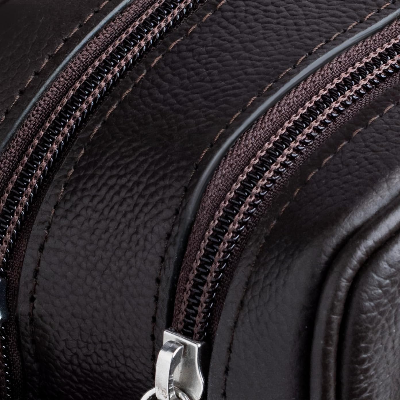 Orneli Neceser de Viaje de Cuero Vacuno de Plena Flor - Doble Compartimento - Neceser de Viaje para Hombre y Mujer - Diseño Parisino - Cuero Auténtico