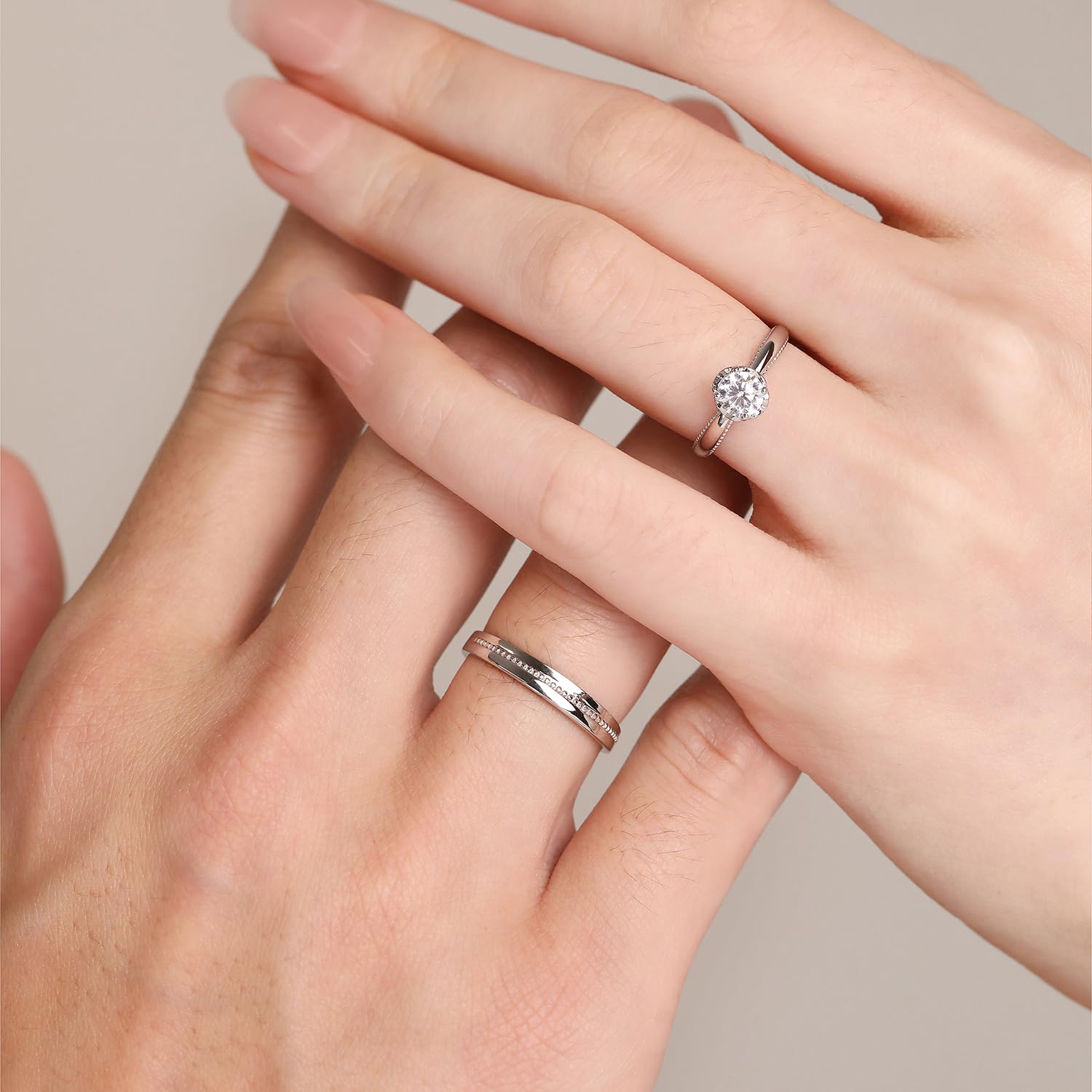 Meissa Alianzas de Pareja Ajustables Plata de Ley 925 Anillo para Ella con Piedra Zirconia 0,44ct & 2,3mm + Él 3,5mm Regalo Boda Compromiso San Valentín Tallas 10-18 & 14-22 (Juego de dos anillos)
