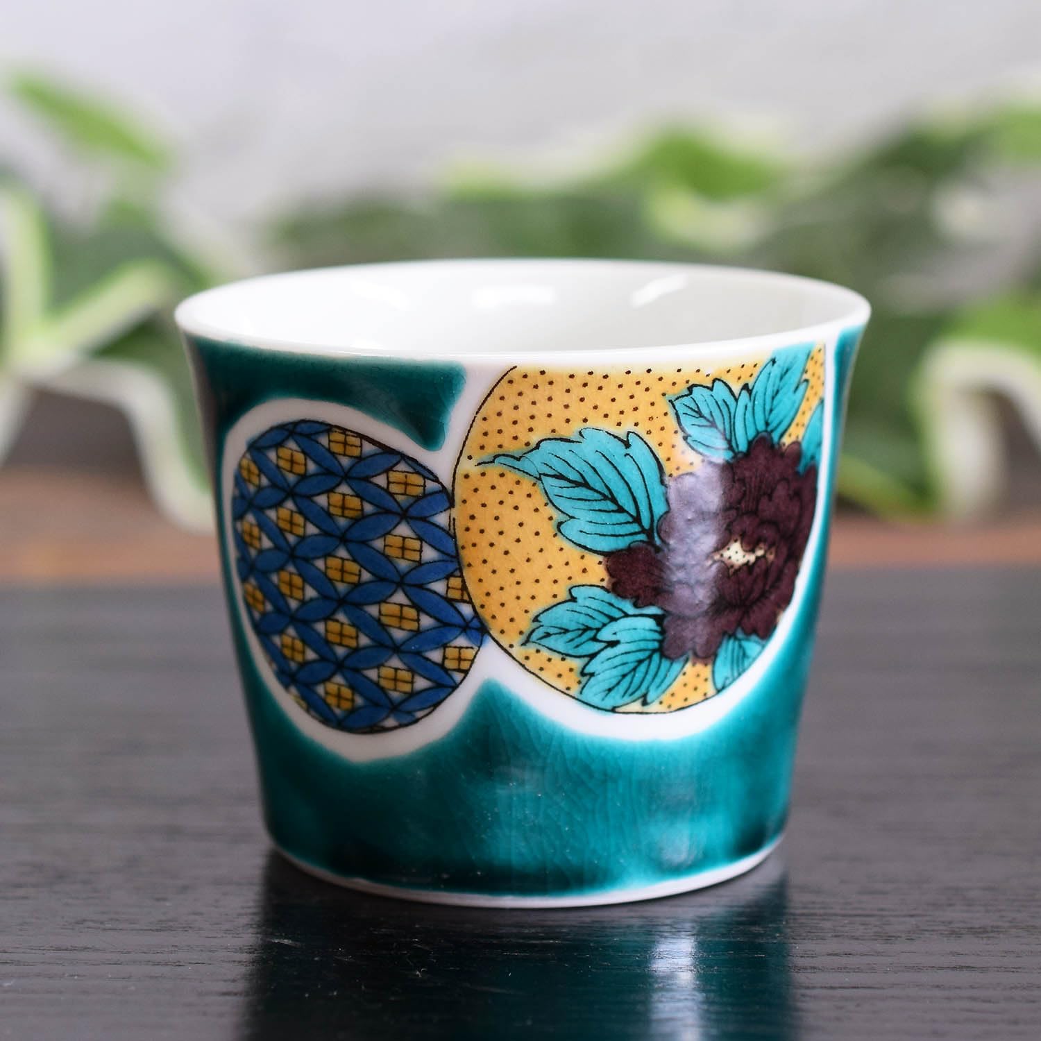 緑交チ葉型小猪口　小皿　珍味入れ　10客　新品未使用　前菜の器 緑交チ葉型小猪口 小皿 珍味入れ 10客 新品未使用 前菜の器 緑交チ葉型