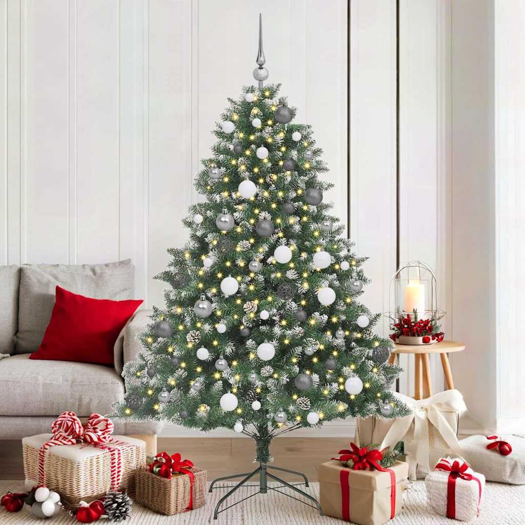 Árbol de Navidad artificial decorado con piñas para un hogar cálido