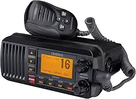 UNIDEN UM435BK Avançado Rádio Marinha Fixa VHF, todos os canais marítimos dos EUA/Internacional/Canadá, incluindo novos canais de 4 dígitos, CDN “B”, 1 watt/25 watts, IPX8 Submersible, preto