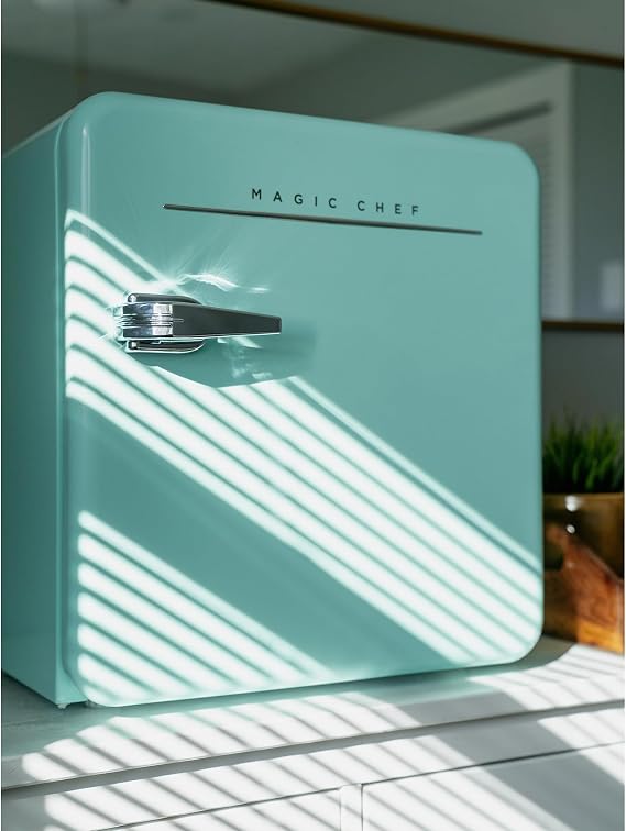 Magic Chef 1.6 Cuft Refridgerator Retro