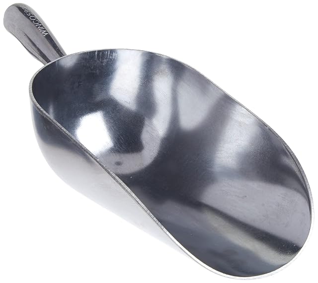Winco Aluminum Utility Scoop 58-Ounce Medium