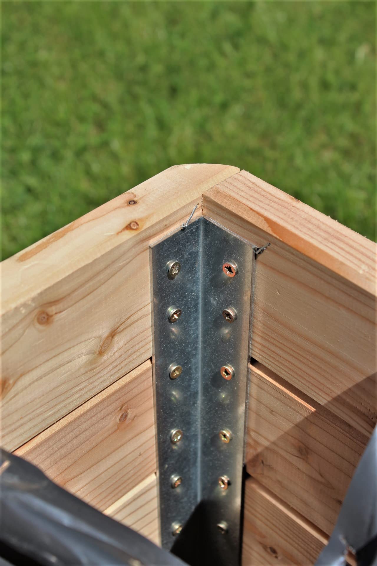 Gartenwelt Riegelsberger Massiver Pflanzkasten Mammut 100x50x39 cm aus Lärchenholz Natur Blumenkasten Blumentopf Pflanzkübel Kräutertopf Balkonkasten fertig montiert