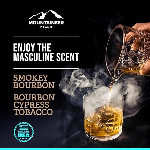 Vista 3 de Mountaineer Brand Bálsamo natural para después del afeitado con aroma a bourbon ahumado Calma, refresca y refresca la piel sensible después