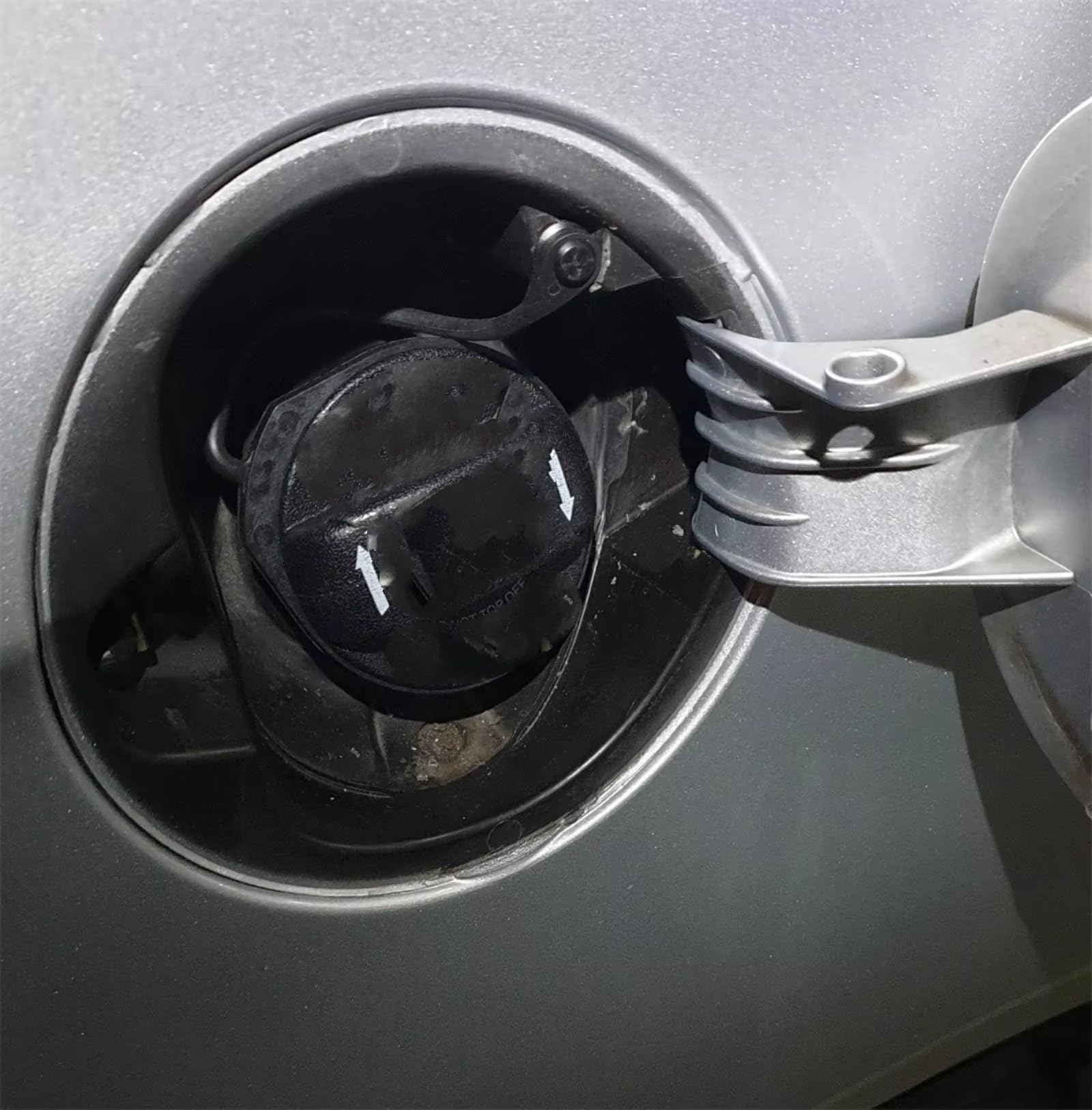 Bouchon de réservoir étanche noir compatible VW 5Q0201550L Golf