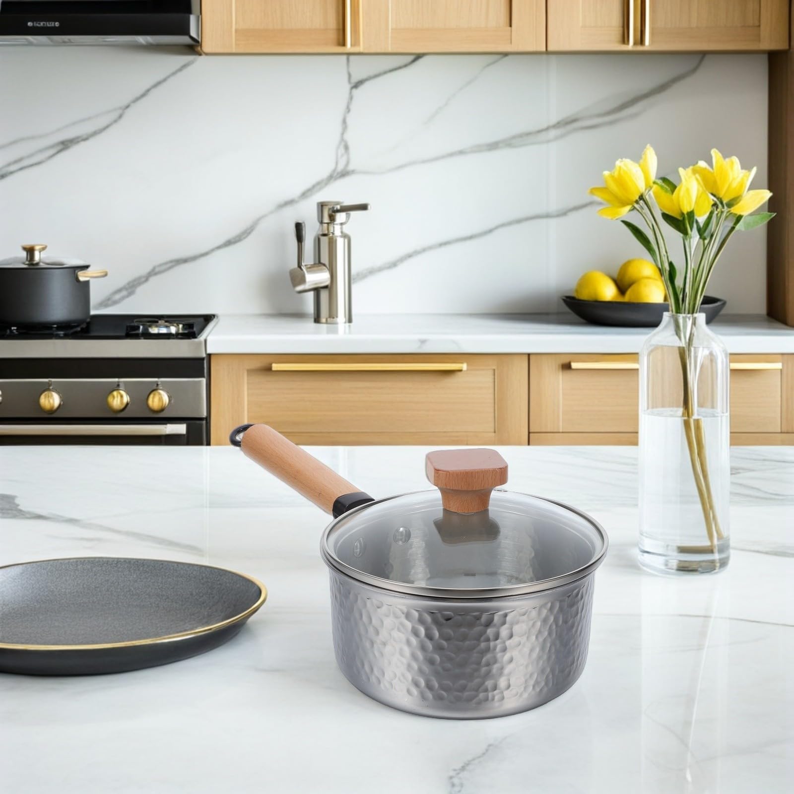 Cabilock Pentola Piccola in Acciaio Inox con Manico in Legno e Coperchio in Vetro, Superficie Martellata Esterna e Interno Liscio Antiaderente per Cucinare e Cuocere al Forno