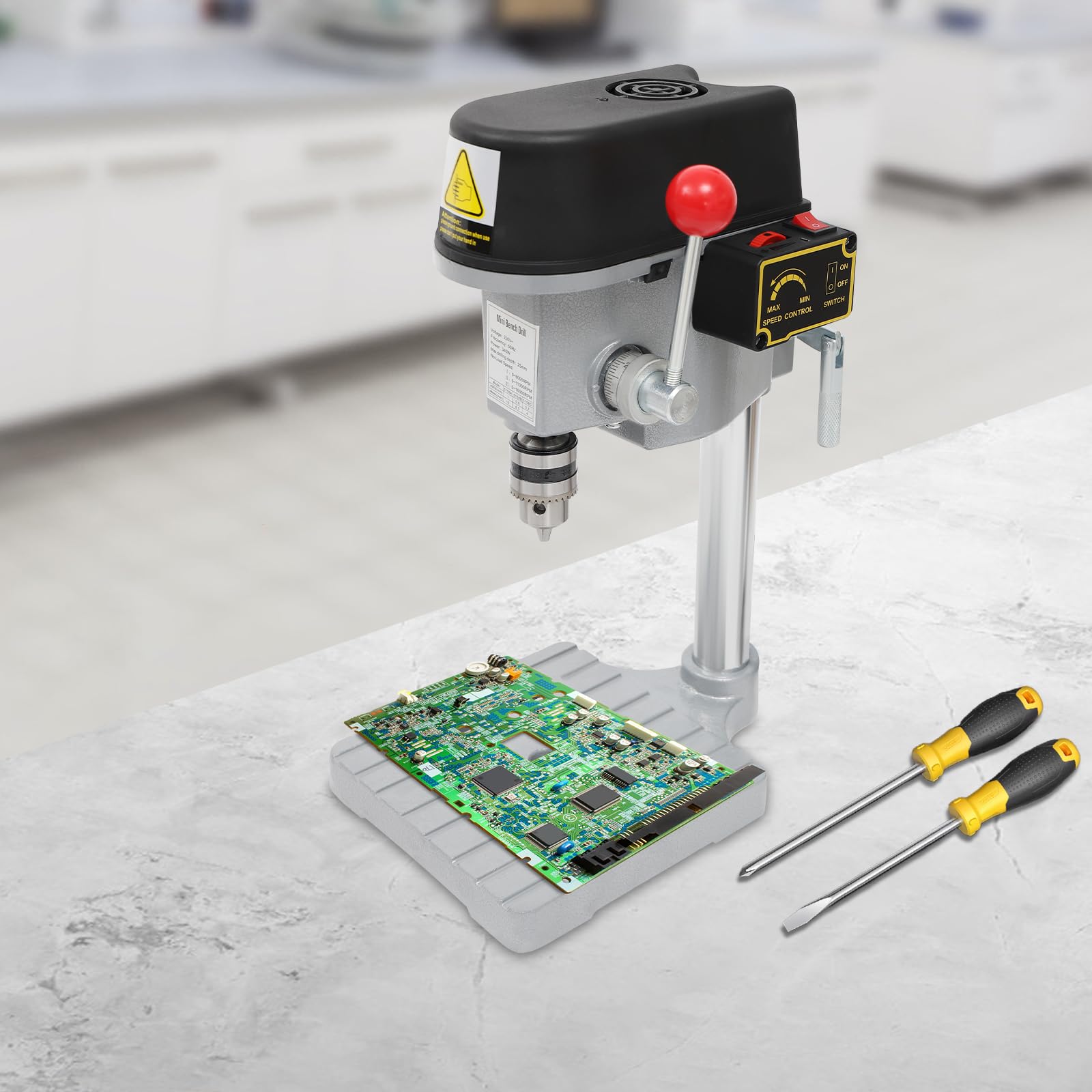 Mini trapano a colonna di banco da 340 W, velocità regolabile (8000-16000 giri/min), base in ghisa,design ergonomico, ideale per legno, plastica, alluminio e progetti fai da te