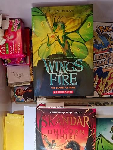 Wings of Fire #15 : Sutherland, Tui T.: Amazon.in: Books