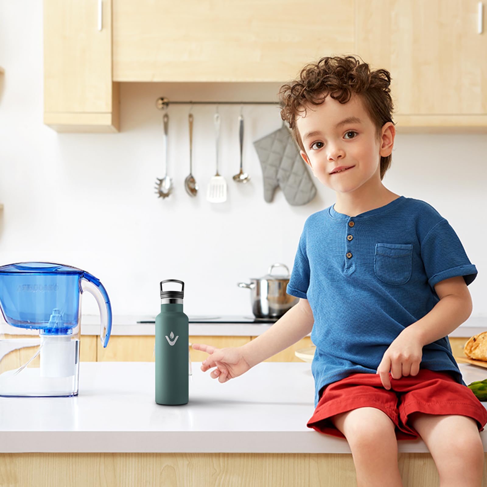 JAPORIA Borraccia Termica 750ml, Bottiglia con Cannuccia, senza BPA, Riutilizzabile, a Prova di Perdite, per Viaggio, Campeggio, Scuola, Gimnasio