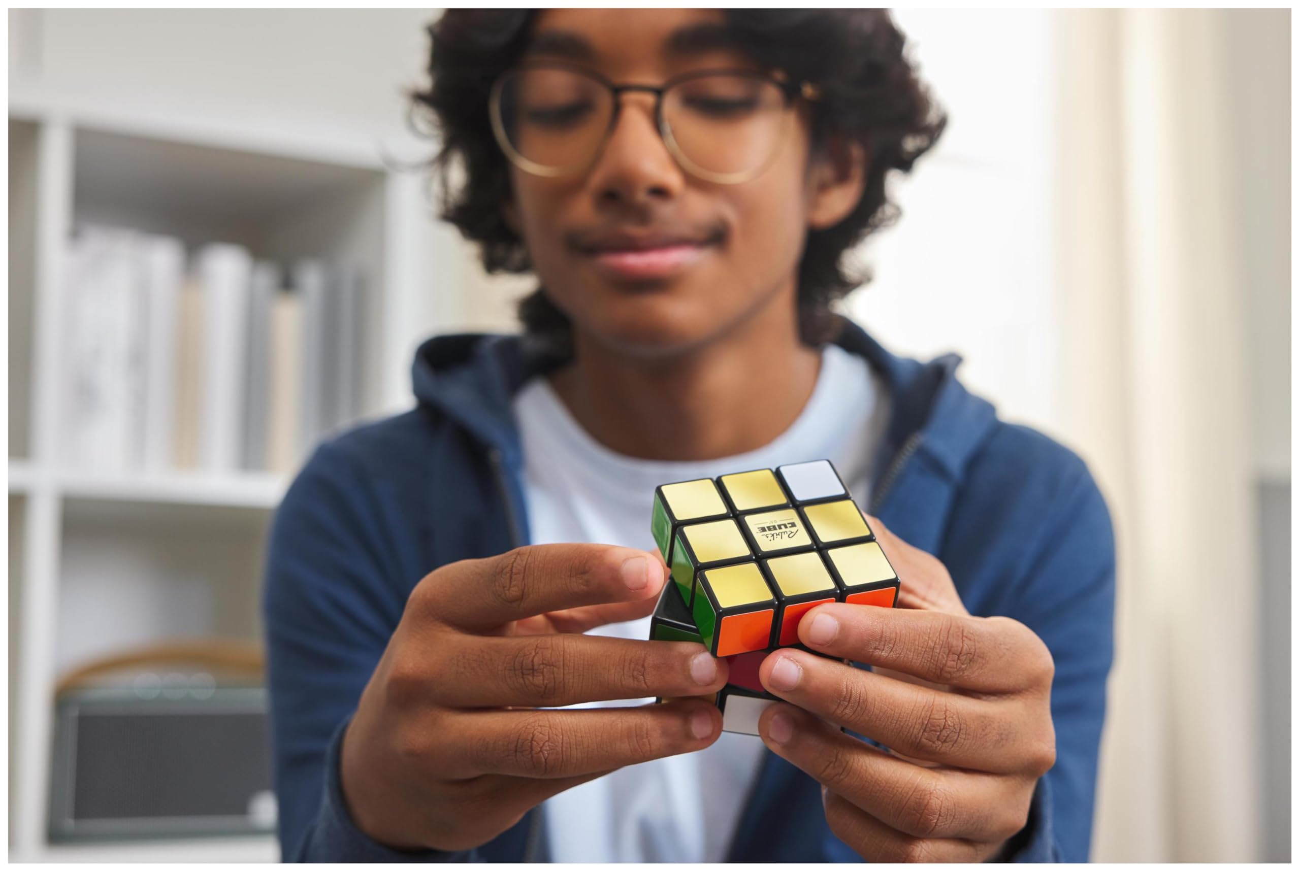Rubik's Cube - Rubiks Cube 3x3 Édition Spéciale 50 Ans - Jeu Casse-Tête Adulte Et Enfant - Puzzle Original Correspondance Couleurs - Puzzle Résolution de Problème - Jeu Enfant 8 Ans Et +